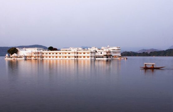 Taj-Lake-Palace-1-1.jpg