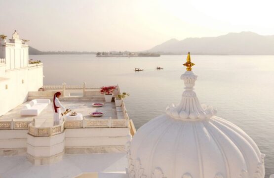 Taj-Lake-Palace-8.jpg