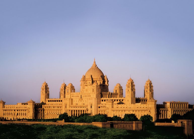 Taj-Umaid-Bawan-Palace-Gallery-1.jpg