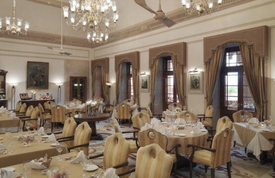 Taj-Umaid-Bawan-Palace-Gallery-11.jpg