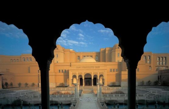 The-Oberoi-Amarvilas-Agra-Gallery-1-1.jpg