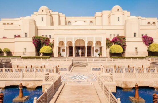 The-Oberoi-Amarvilas-Agra-Gallery-12.jpg
