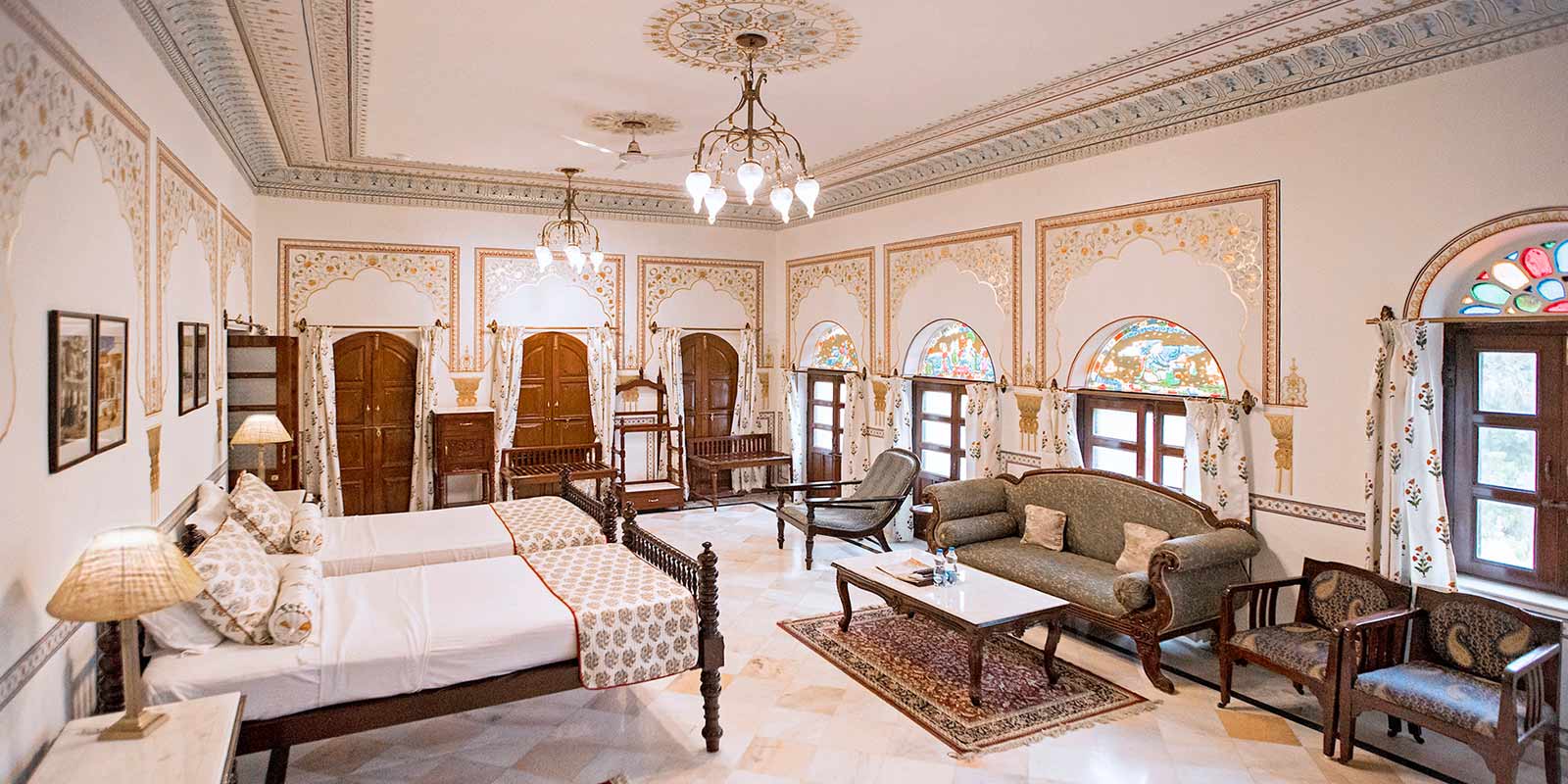alsisar-haveli2.jpg