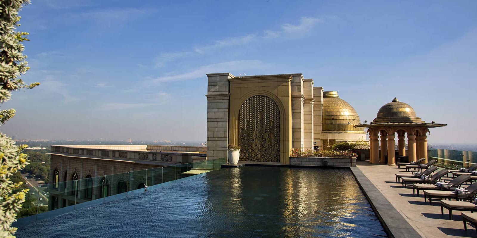 leela-palace1.jpg