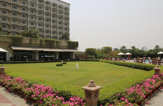 taj-palace2-3.jpg