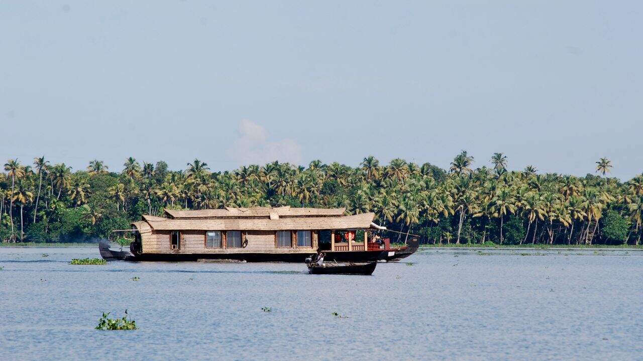 Kettuvallam-Cruise-%E2%80%93-Keralas-Timeless-Backwater-Voyage-5.jpg