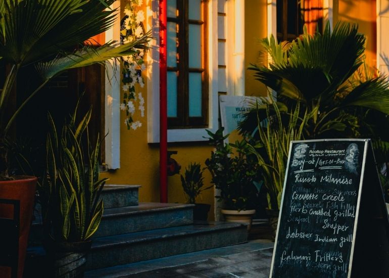 Cafes-at-Pondicherry.jpg