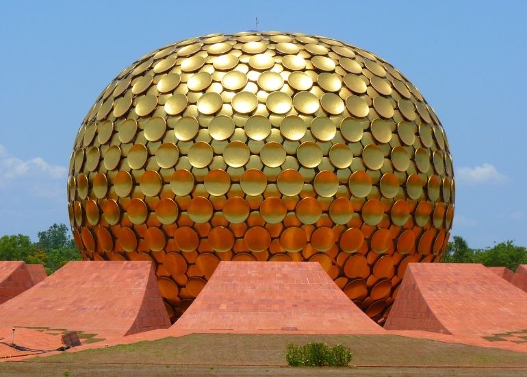 Sri-Aurobindo-Ashram-1.jpg