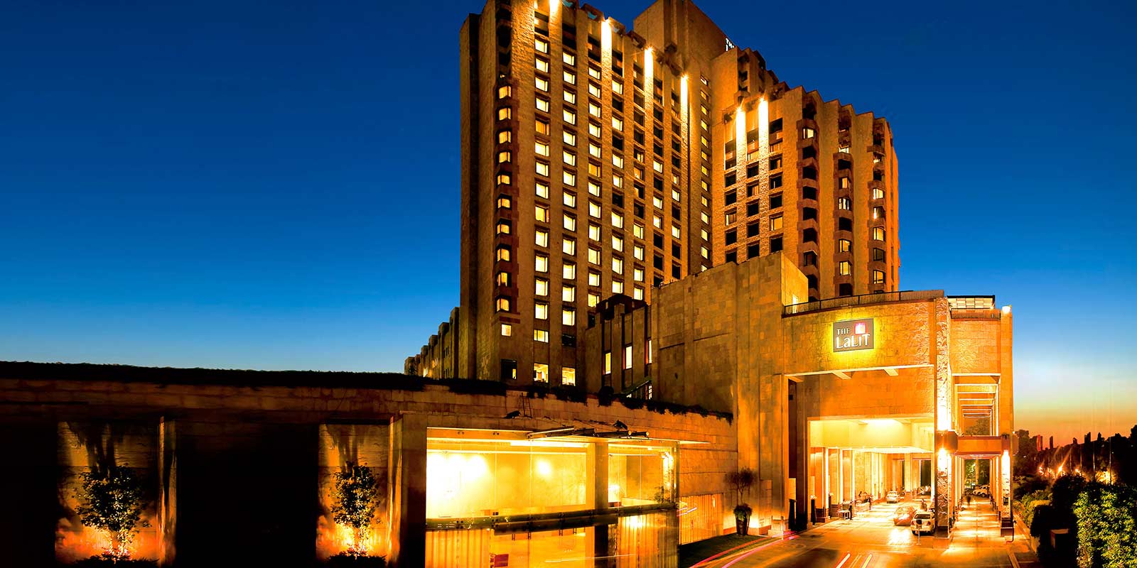 The-LaLiT-New-Delhi1.jpg