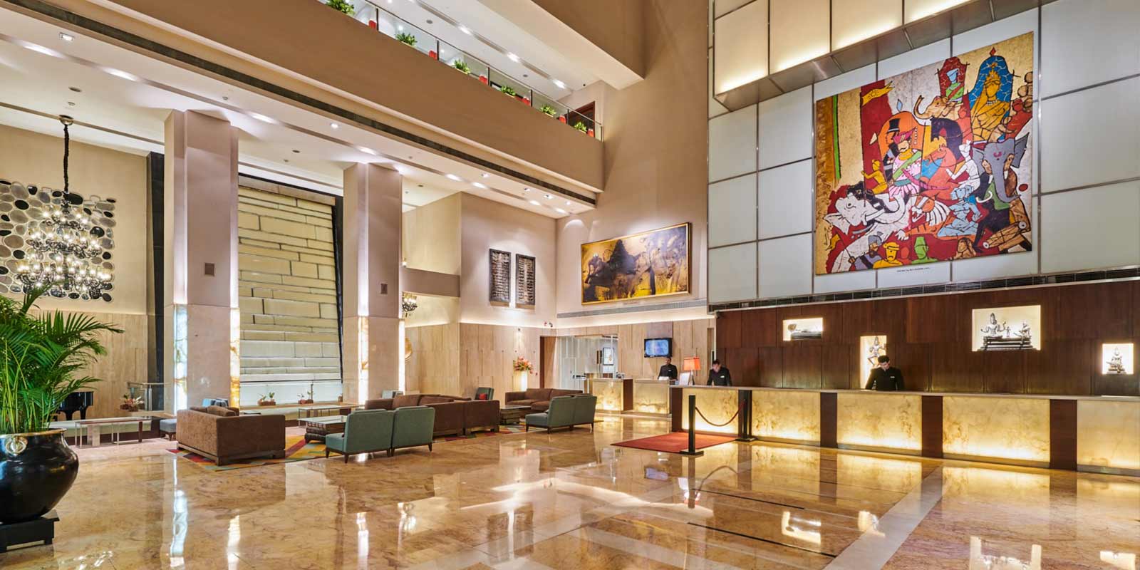 The-LaLiT-New-Delhi3.jpg