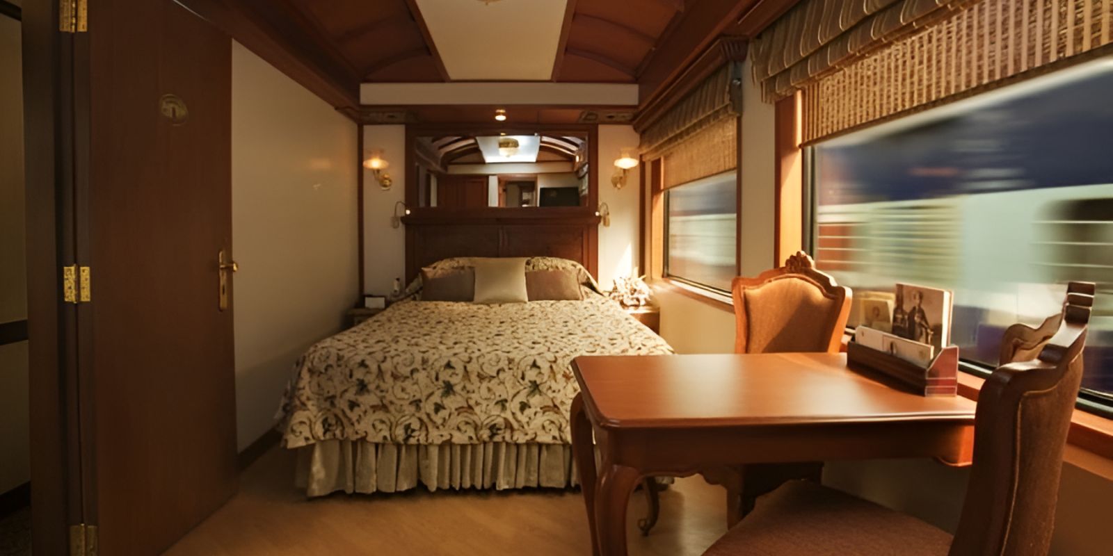 Indian-Maharaja-Express-Junior-Suite10.jpg