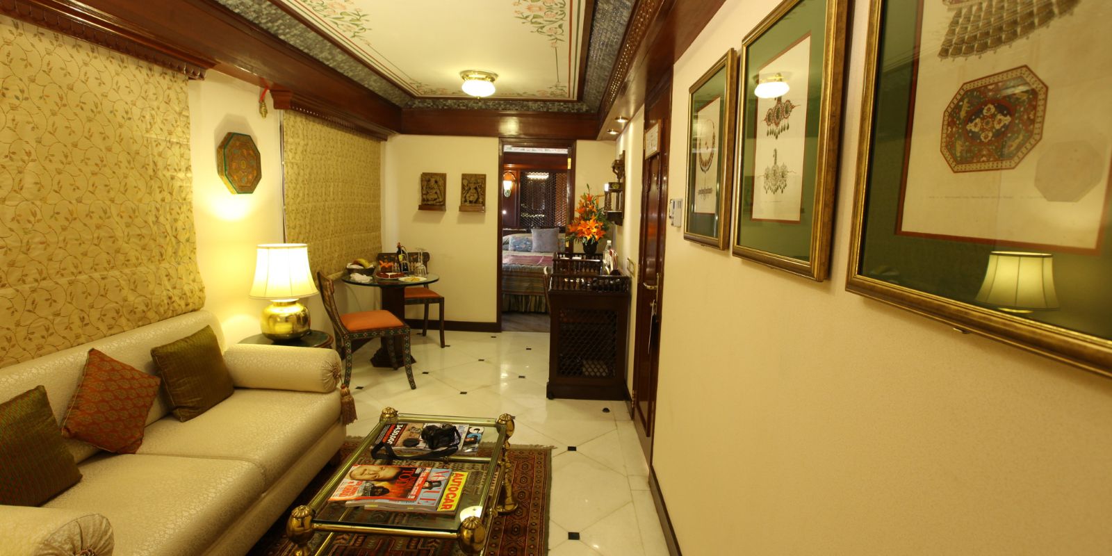 Indian-Maharaja-Express-Suites-Presidential-Suite-3.jpg