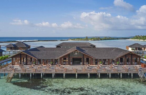 Villa-Nautica-Maldives7-555x360.jpg