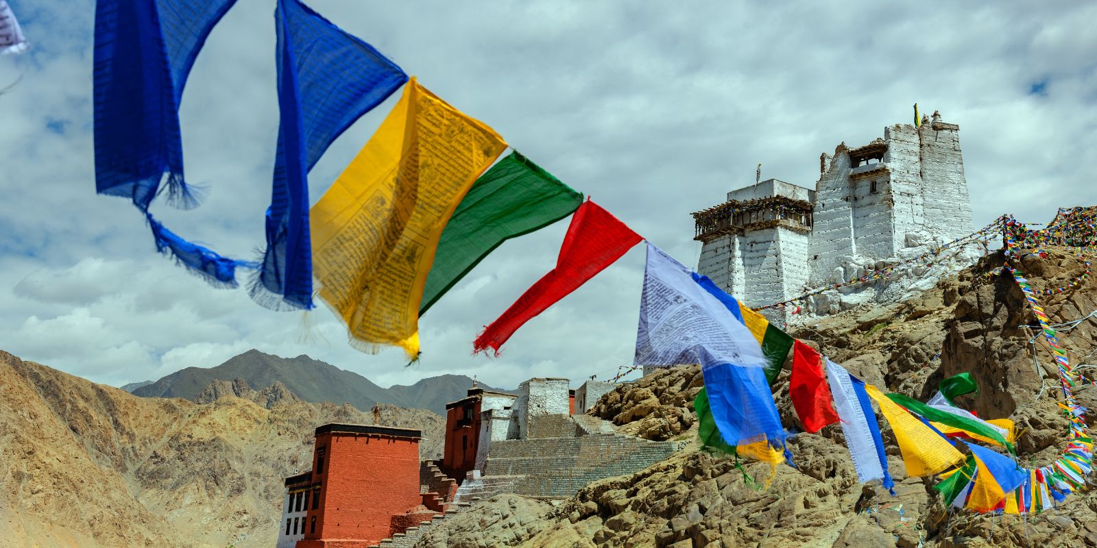 Himalayan-Sanity-Tea-Trails-Timeless-Villages-Tibetan-Culture-2.jpg