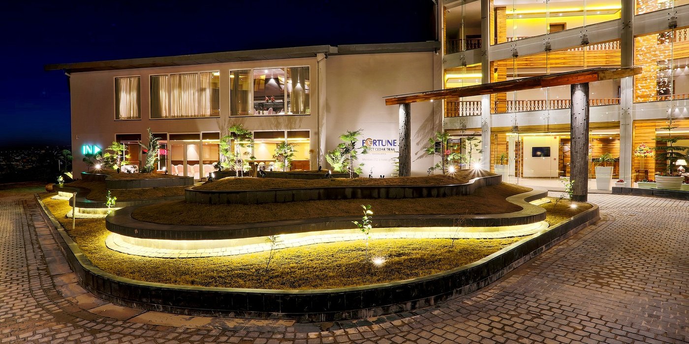 entrance-of-the-hotel.jpg
