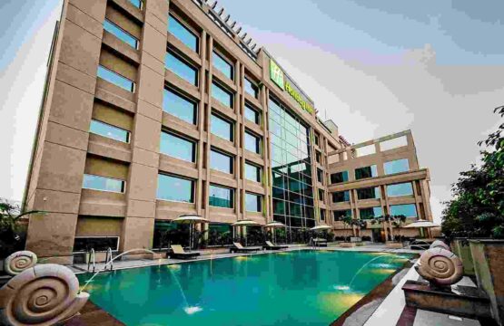 holiday-inn-amritsar-5-50kb-555x360.jpg