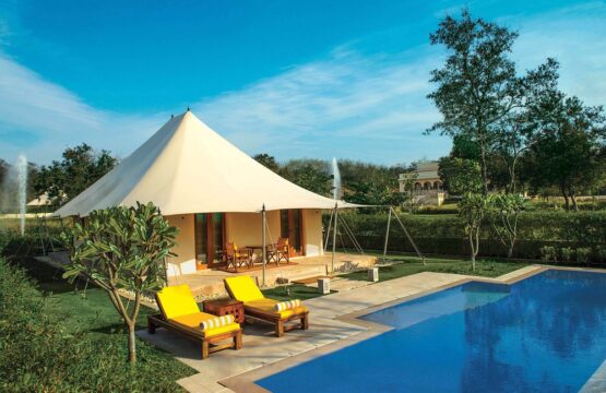 royal-tents-at-the-oberoi.jpg