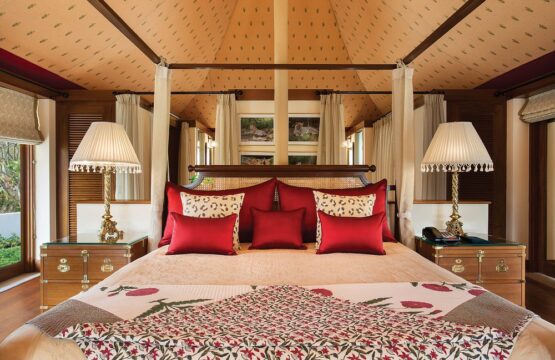 royal-tents-luxury-rooms.jpg