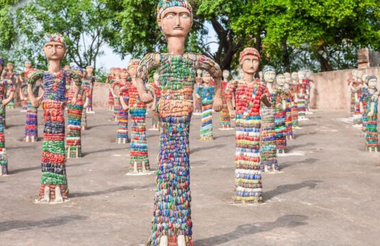 Chandigarh-Modern-India-at-the-Himalayan-Gateway-13-555x360.jpg