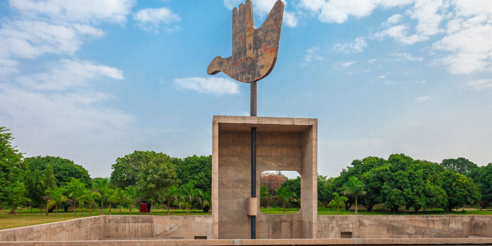 Chandigarh-Modern-India-at-the-Himalayan-Gateway-5.jpg
