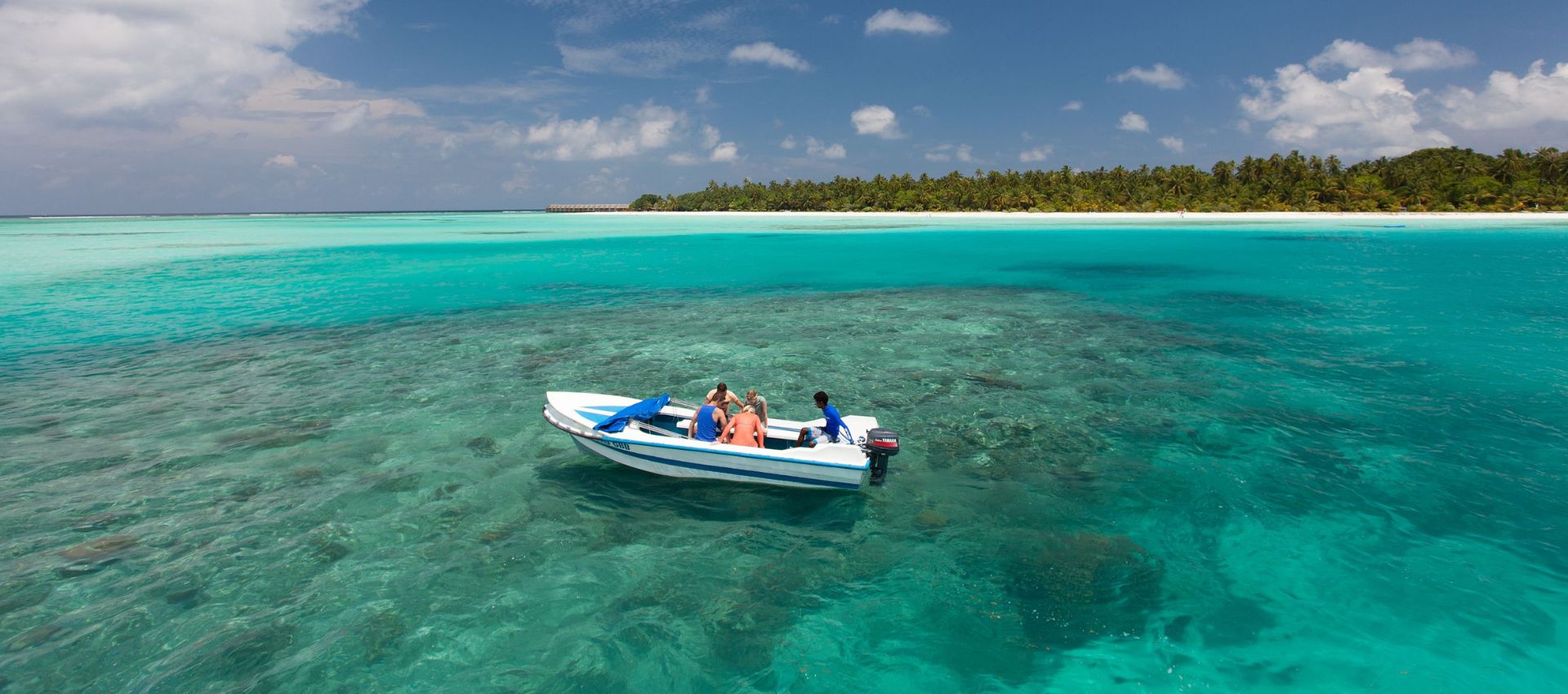 Glass-Bottom-Boat-Maldives-Banner3.jpg