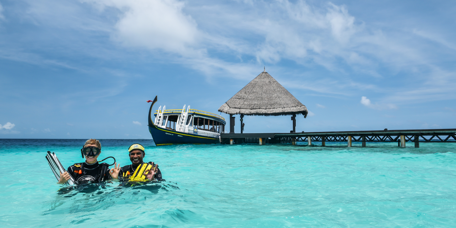 Island-hopping-in-Maldives-Banner10.png