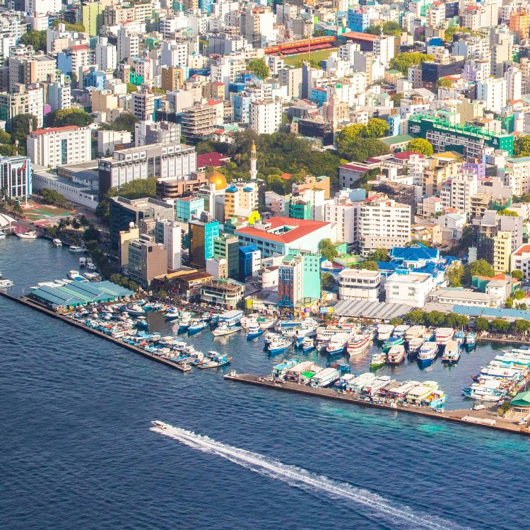 Malé City Tour