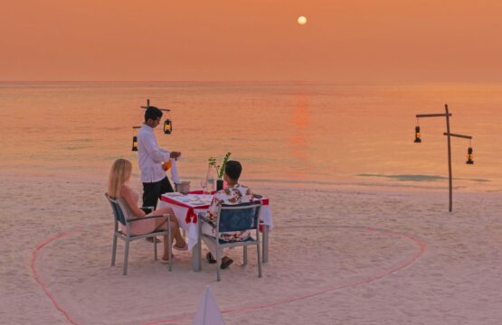 private-dining-sexperience-maldives-banners2-555x360.jpg