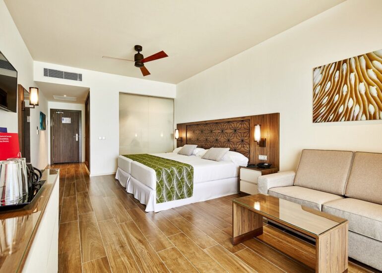 hotel-riu-atoll-12-770x550.jpg