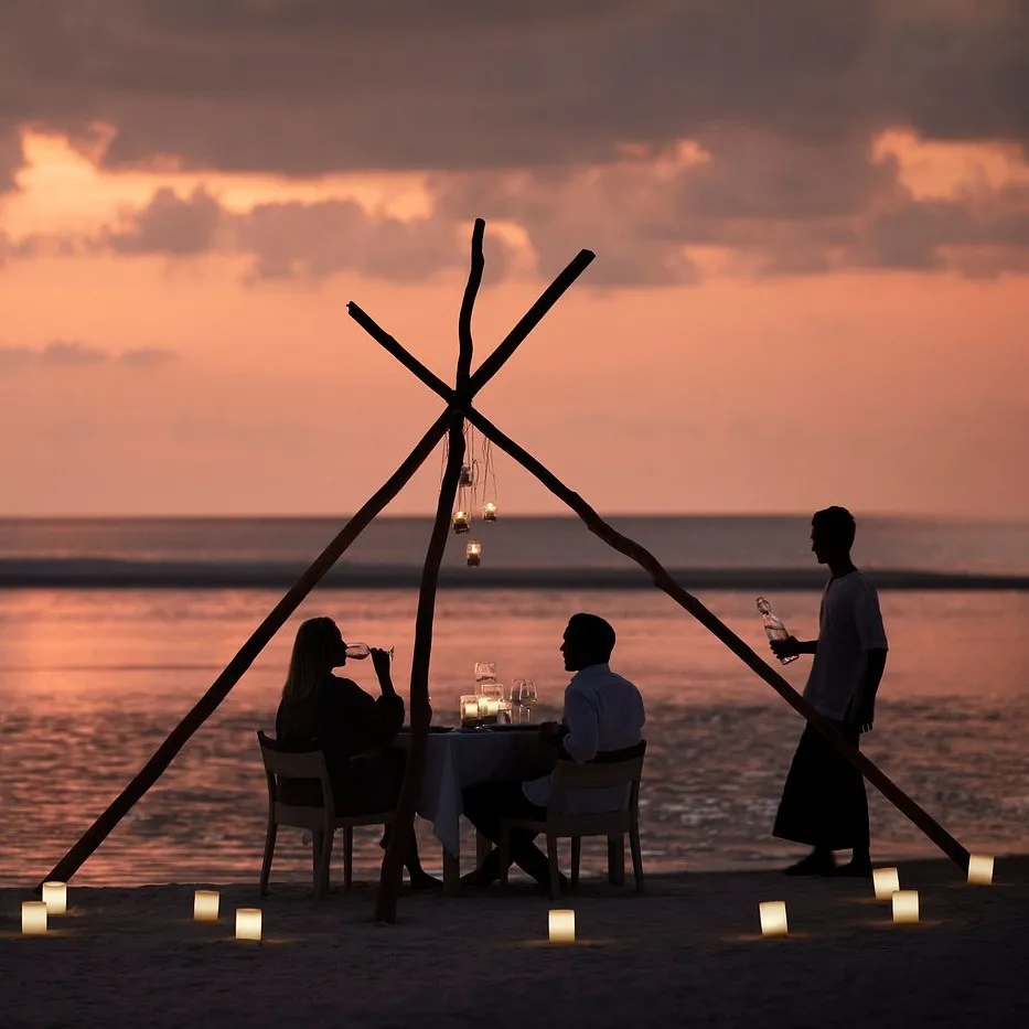 beach-sunset-romantic