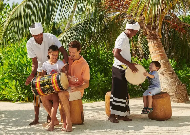 fairmont-maldives-sirru-2-770x550.webp
