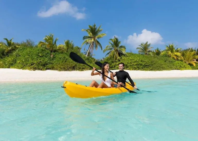 kayaking-770x550.webp