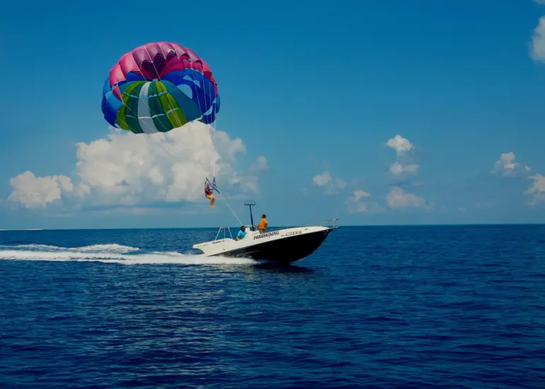 parasailing-770x550.webp