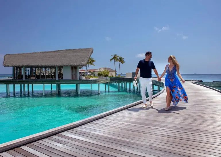 radisson-blu-resort-maldives-8-770x550.webp