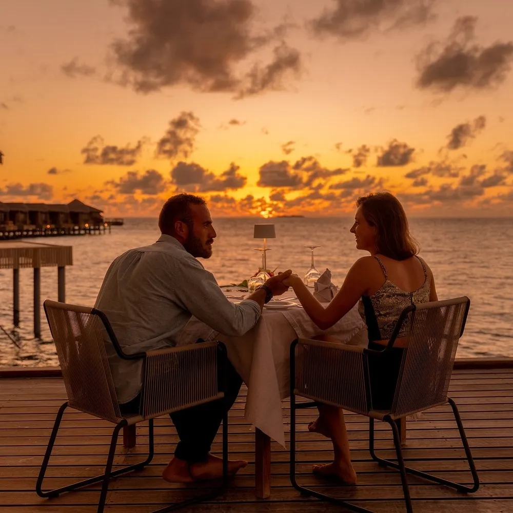 romantic-dinner-at-over