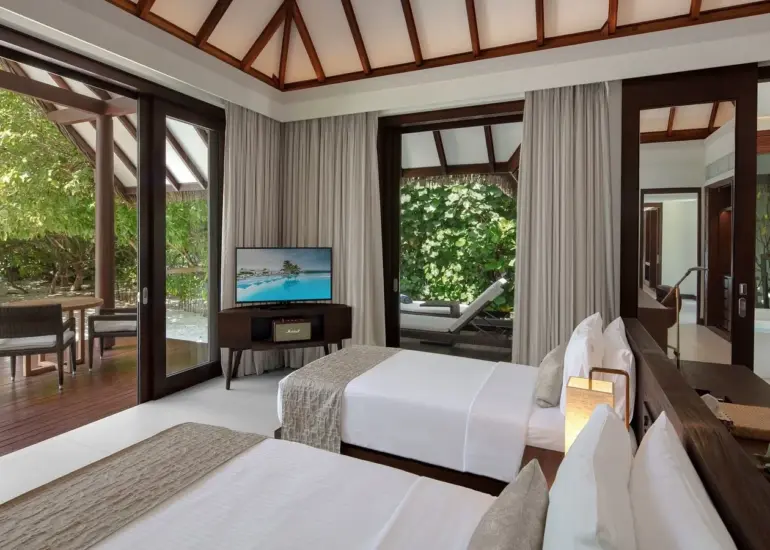 two-bedroom-family-pool-1-770x550.webp