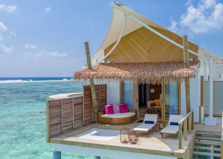 water-bungalow-1-770x550.jpg