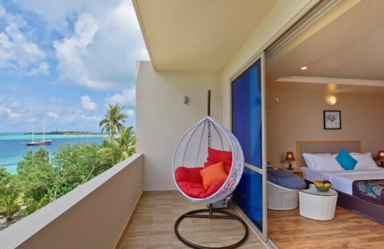 executive-suite-balcony.jpg