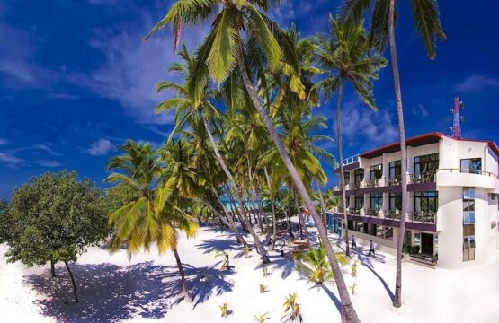 kaani-beach-hotel-555x360.jpg