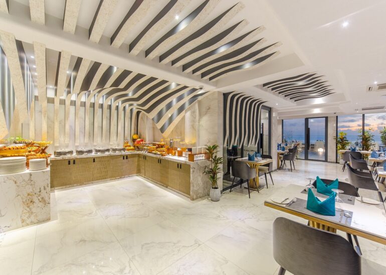 restaurant-770x550.jpg
