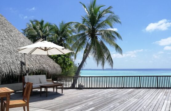 makunudu-island-555x360.jpg