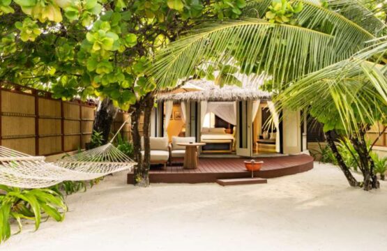 Banyan-Tree-Vabbinfaru-Maldives-1-1.jpg