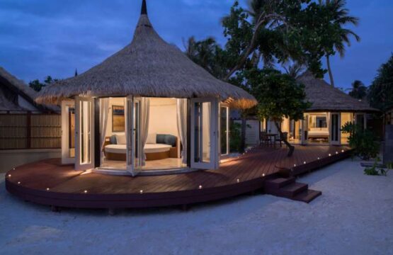 Banyan-Tree-Vabbinfaru-Maldives-29.jpg