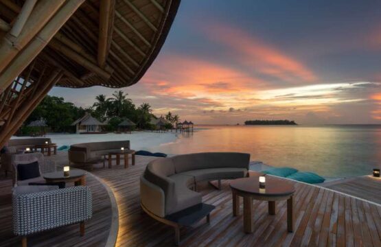 Banyan-Tree-Vabbinfaru-Maldives-3-2.jpg