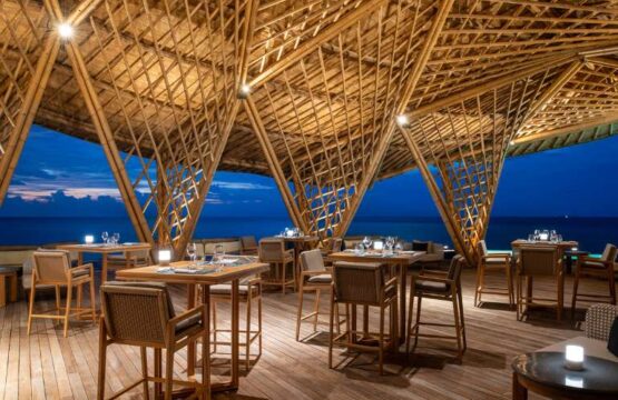 Banyan-Tree-Vabbinfaru-Maldives-4-3.jpg