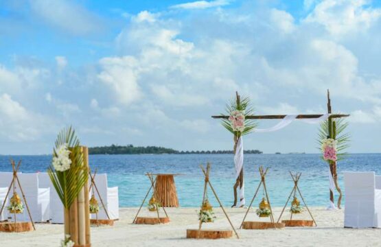 Banyan-Tree-Vabbinfaru-Maldives-4-4.jpg