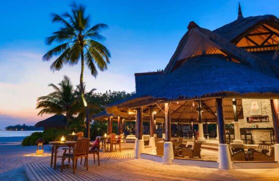 Banyan-Tree-Vabbinfaru-Maldives-5-2.jpg