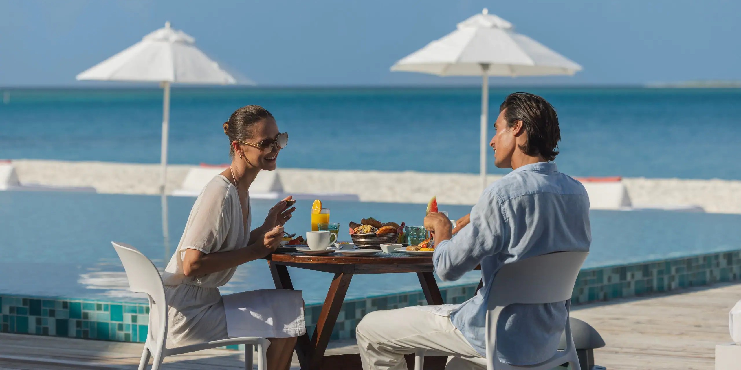 MLDSM-P0284-Couple-Eat-Breakfast.16x9.jpg