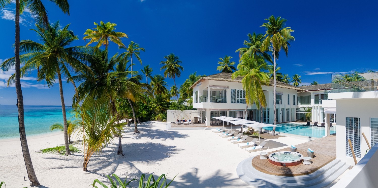 TheAmillaEstateExterior-121-1.jpg