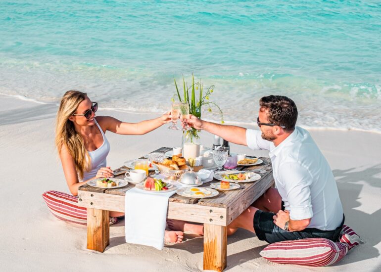 YouandMeMaldives_DestinationDining5-770x550.jpg